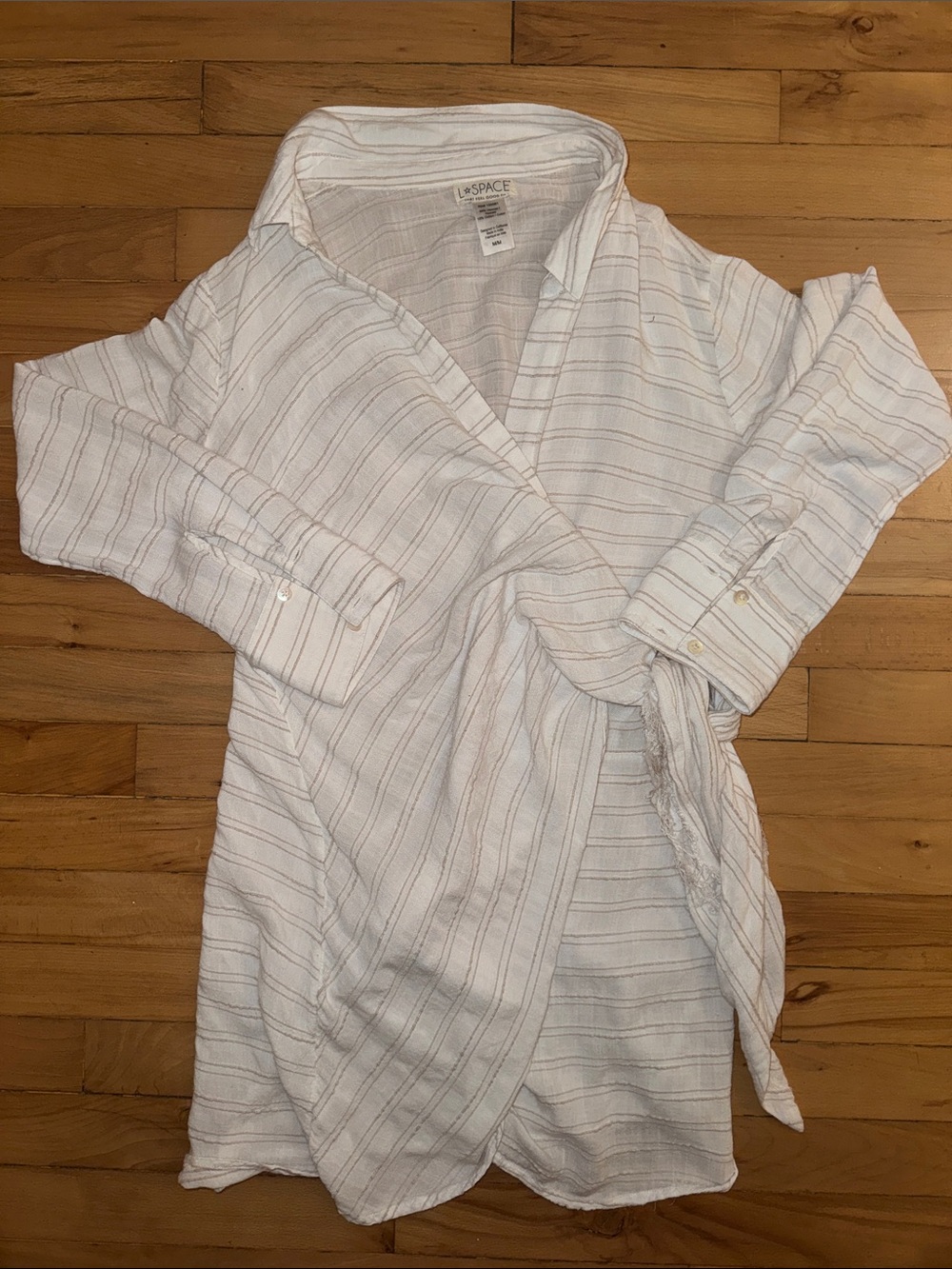 l*space White Shirt with Beige Stripe Wrap Medium